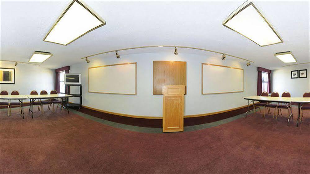 Fairbridge Inn & Suites Fort Wayne Bagian luar foto